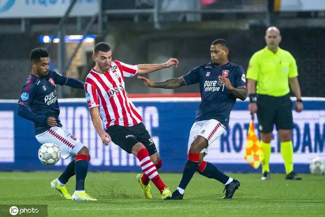 步巩固中游 步巩固中游