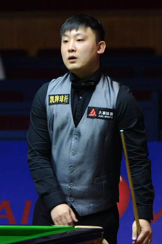 面对满场挥 面对满场挥